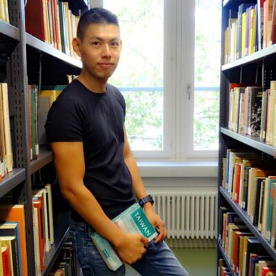 人物專訪 瑞士國家科學基金會 台灣文學博士後研究員 利文祺 part1