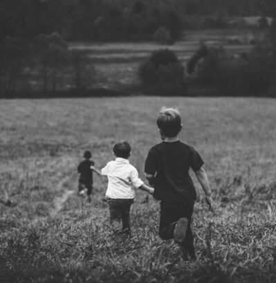 【情结】发觉朋友越来越少？看看自己是否得了“微信病”！