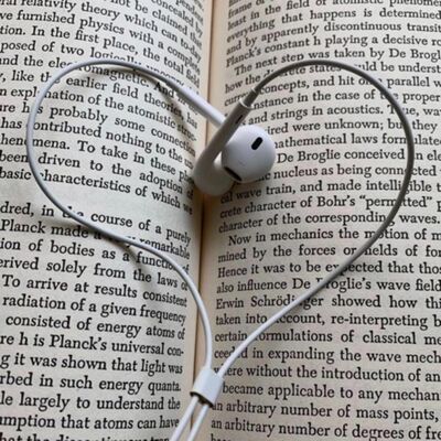 ASMR new mic cover test (mic scratching and whispering)