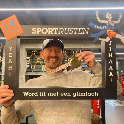 #79 Rotterdam marathon, Klaas in de gevangenis en de Stroomtramloop