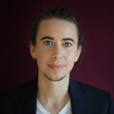 #36 • LOU POLL, SUIVI GYNÉCOLOGIQUE, AUTONOMIE ET INCLUSIVITÉ
