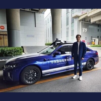 小米首款轿车被曝14.99万起售是假的！王化：小爱同学闯的祸