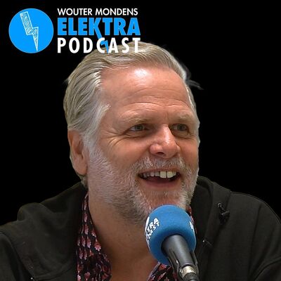 Patrick Stoof - Half naakt tussen de vuilnismannen