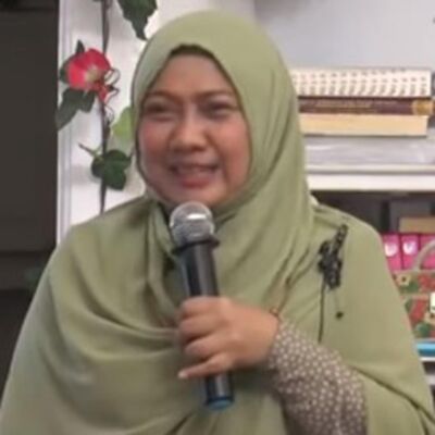 dr. Aisyah Dahlan, CHt Il KEKUATAN DOA IBU lI Kajian Parenting 