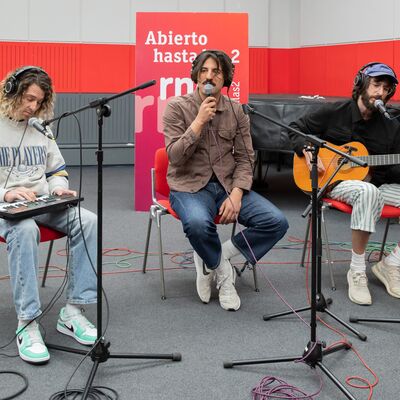 Abierto hasta las 2 - Sexy Zebras - Bravo - 04/05/25