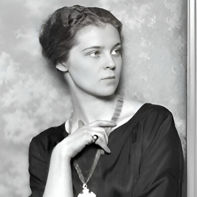 T04E18: Eva Le Gallienne (1899-1991), actriz, directora y productora angloestadounidense