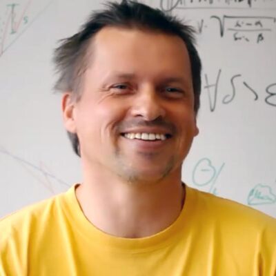 #16 Karel Vrbenský - Vládce Českého poháru paraglidingu o tom, jak uletět bomby