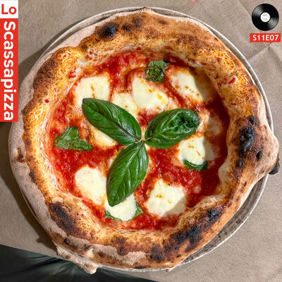 Il Food Porn e i cornicioni grandi hanno rotto il Razzo!