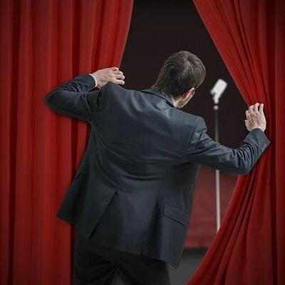 Seven Reasons to Embrace the Fear of Public Speaking!