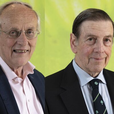 “Rugdekking is het geheim van loyaliteit” – Een interview met oud-minister Pieter Winsemius en voormalig directeur-generaal Milieu bij het Rijk, Marius Enthoven.