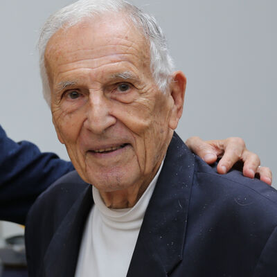 Silvio Garattini - La ricetta della longevità e la rinascita del sistema sanitario nazionale - Rinascimento Culturale Podcast