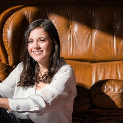 CLUB DE LECTURA T18C017 María Reig hace sonar un violín en París (19/01/2025)