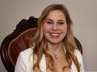 Episode 295 - The Early Years of Katherine of Aragon with Heather Darsie