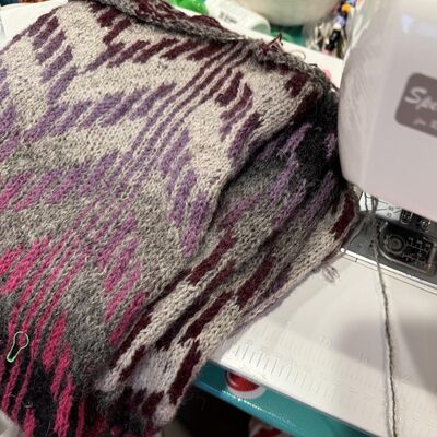 Wild Batwing- Episode 746- The Knitmore Girls