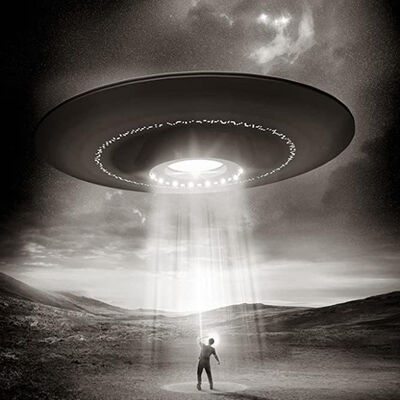 Interview With Robin Haynes McCray & Director Ash Hamilton On ET Abductions, Bigfoot, Dogmen & More!