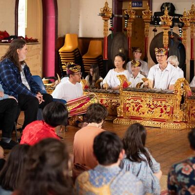 John Cheong-Holdaway, Eka Poedijono and Jocelyn Tribe - Gamelan Music